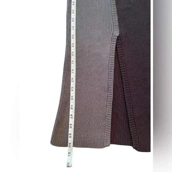 Monrow V-Neck Colorblock Ribbed Midi Dress Size Small - Picture 8 of 10